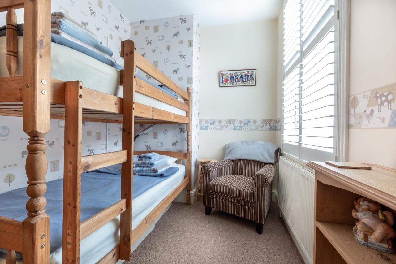Number 12 Yorkshire Holiday House ฟายลี ภายนอก รูปภาพ