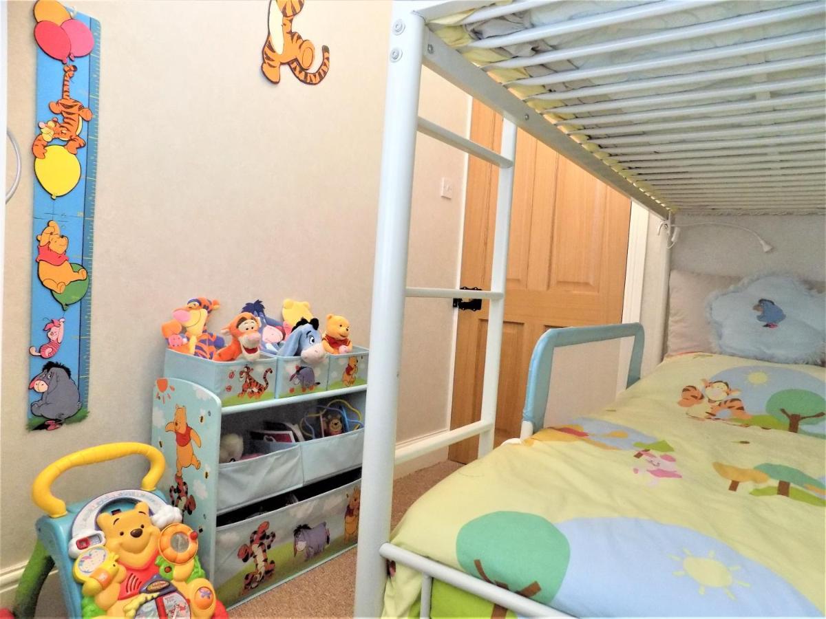 Number 12 Yorkshire Holiday House ฟายลี ภายนอก รูปภาพ