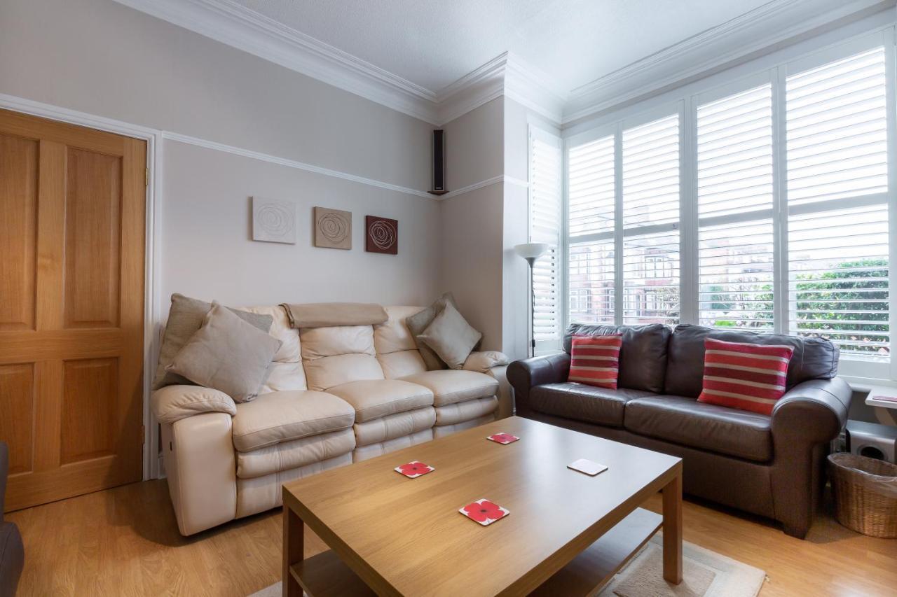 Number 12 Yorkshire Holiday House ฟายลี ภายนอก รูปภาพ