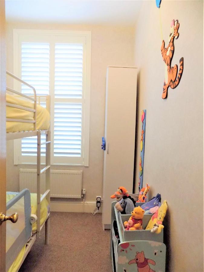Number 12 Yorkshire Holiday House ฟายลี ภายนอก รูปภาพ